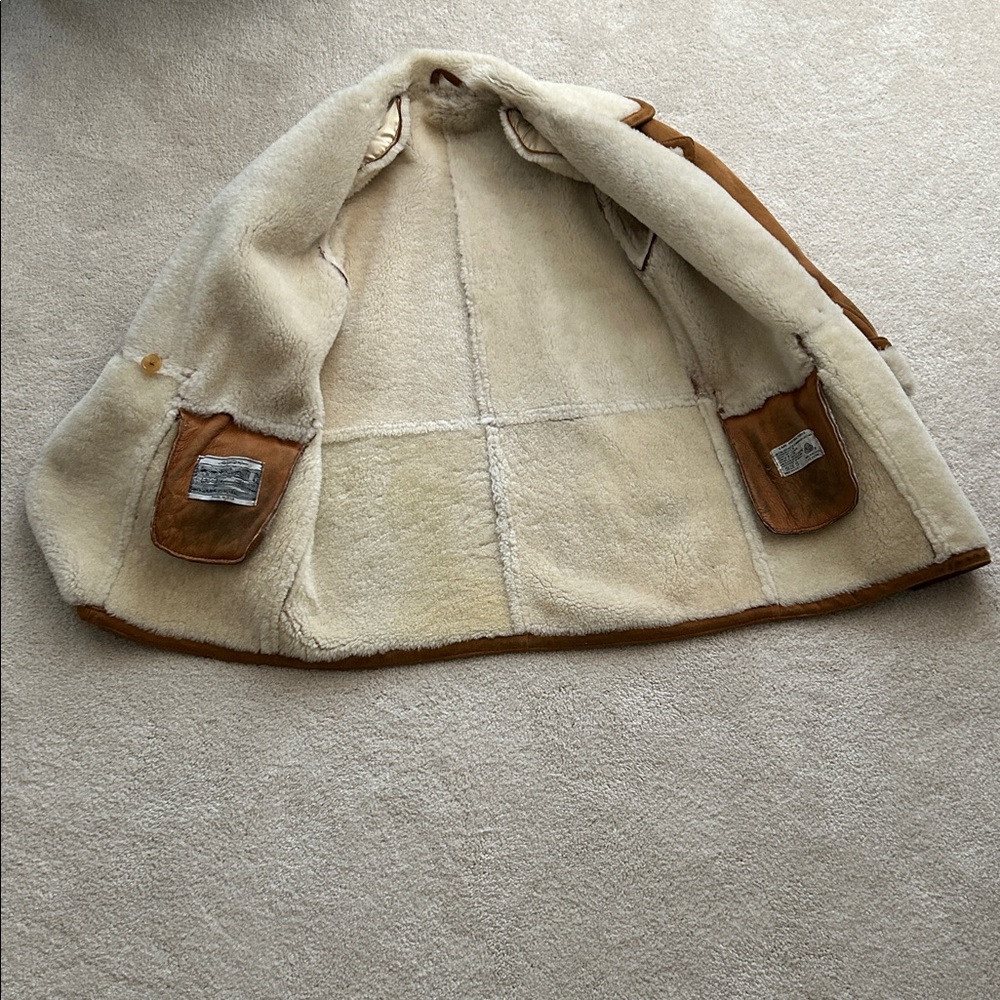 Vintage Sawyer of Napa Shearling Coat With Pockets - Picture 8 of 12